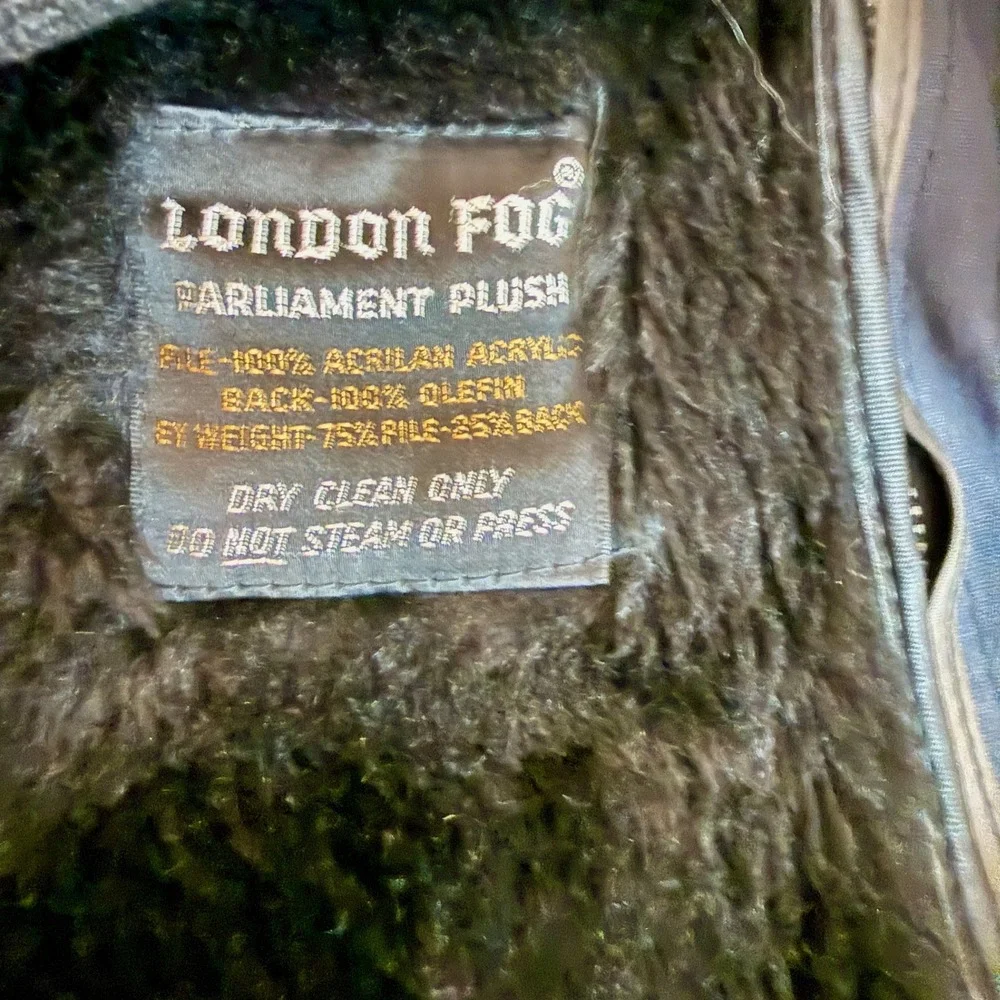 Vintage London Fog Parliament Plush Maincoats Overcoat Men's 40R Black Faux Fur